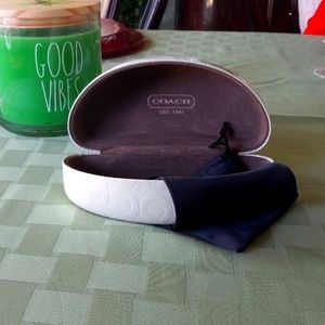 😍COACH Glasses Case